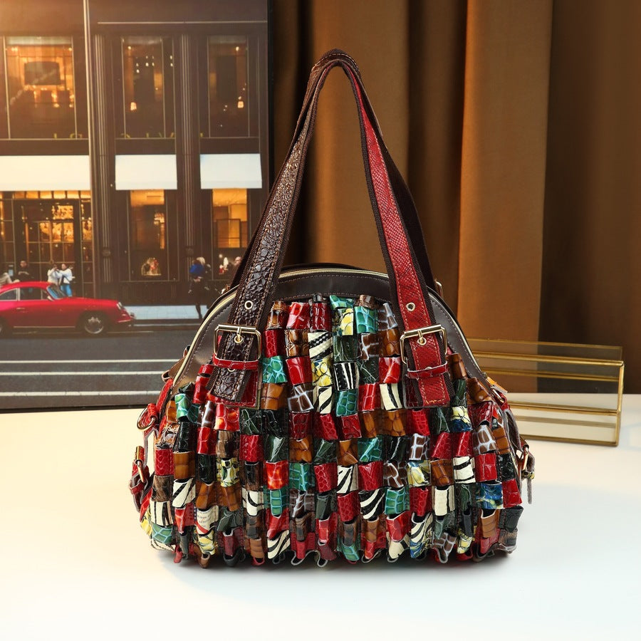New Arrival Genuine Leather Patchwork Shell Bag for Women, A Large Capacity Shoulder Crossbody Handbag with Trendy Fashionable Design