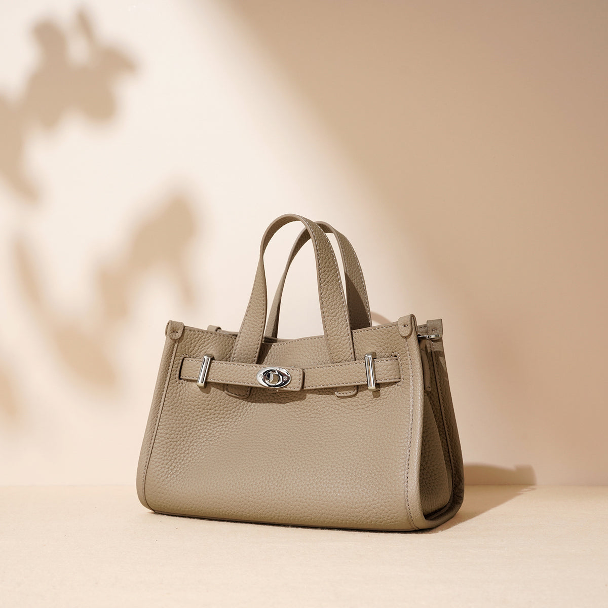 Chic Designer-Inspired Tote Bag for Women, Premium Fall/Winter Top-Handle Handbag with Classic Turn-Lock Silhouette, Versatile Shoulder Crossbody Purse for Everyday Elegance