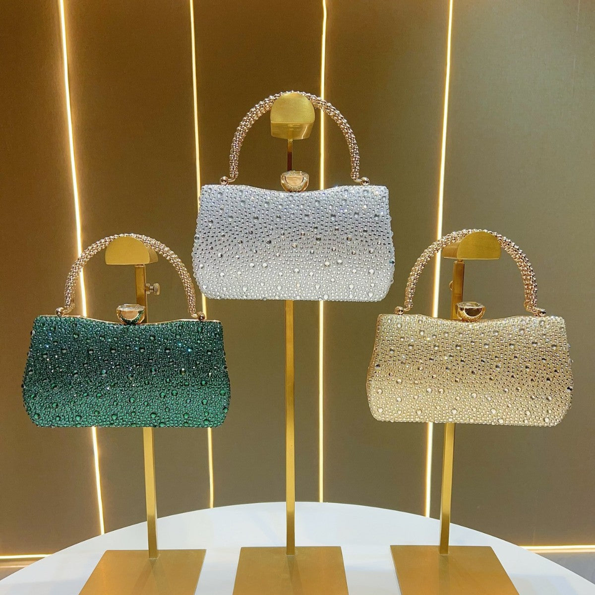 Dazzling Rhinestone-Embellished Light Luxury Evening Clutch for Women, A Sparkly Crystal-Studded Banquet Top-Handle Crossbody Bag with Premium Glamorous Design, Perfect for Formal Dresses Weddings & Special Occasions