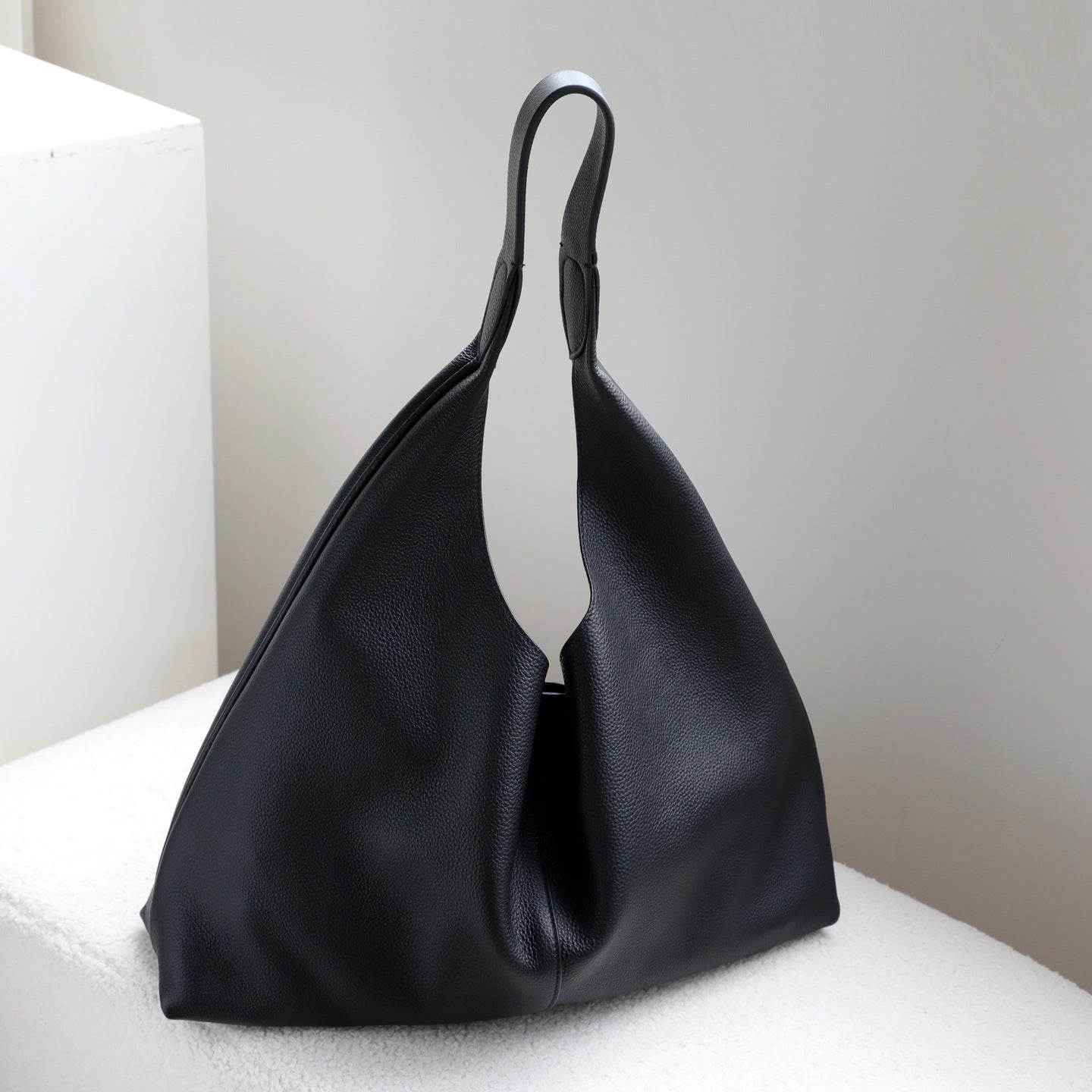 Suede and Top Layer Cowhide Tote Bag for Women Large Capacity Commuter Shoulder Handbag, Minimalist Relaxed Purse with Premium Texture