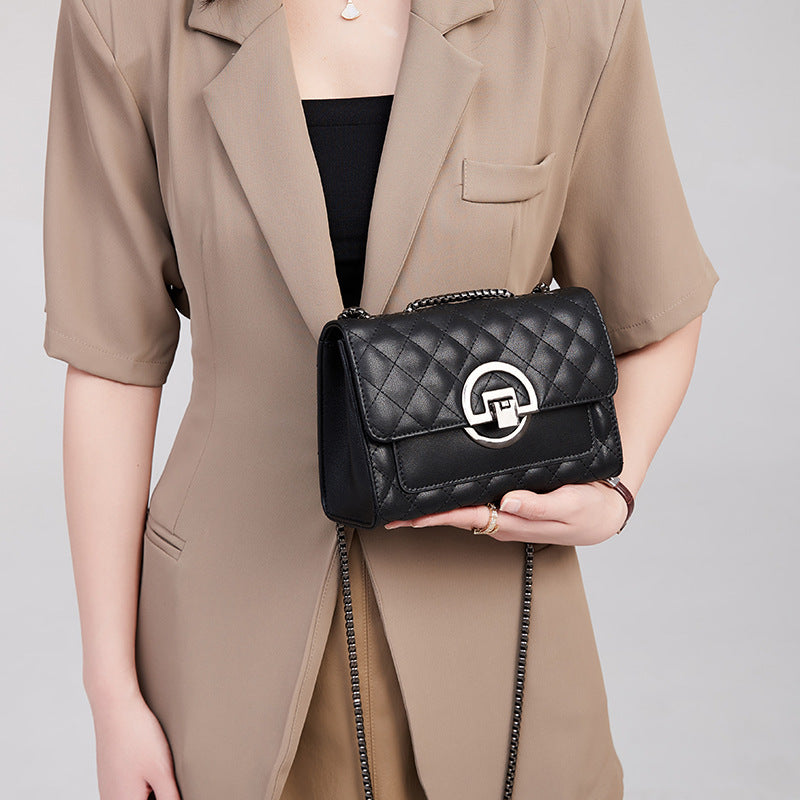 Women's Genuine Leather Quilted Chain Cross-Body Bag, Light Luxury Small Square Shoulder Purse with High-End Sophisticated Style, Trendy Everyday Handbag for Women