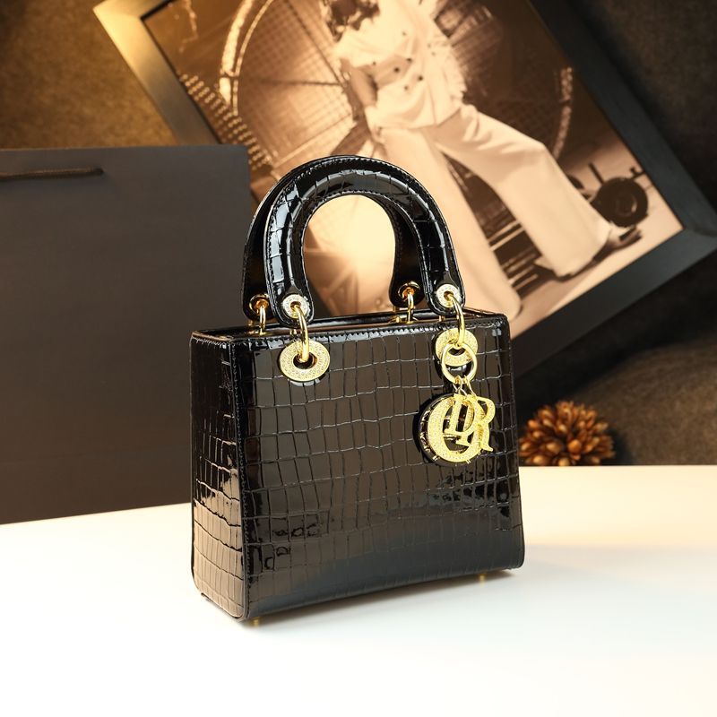 New Arrival Lady-Inspired Croc-Effect Bag for Women, A Light Luxury Shoulder Crossbody Top-Handle Handbag with Premium Exquisite Design