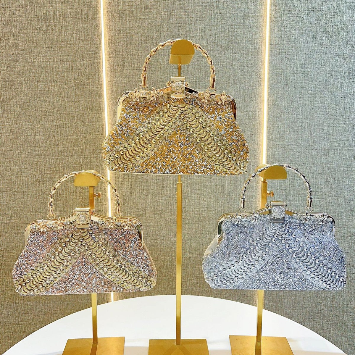 Elegant Rhinestone-Embellished Banquet Bag for Women, A Glamorous Top-Handle Crossbody Handbag Perfect for Mother of the Bride Formal Dresses & Special Occasions