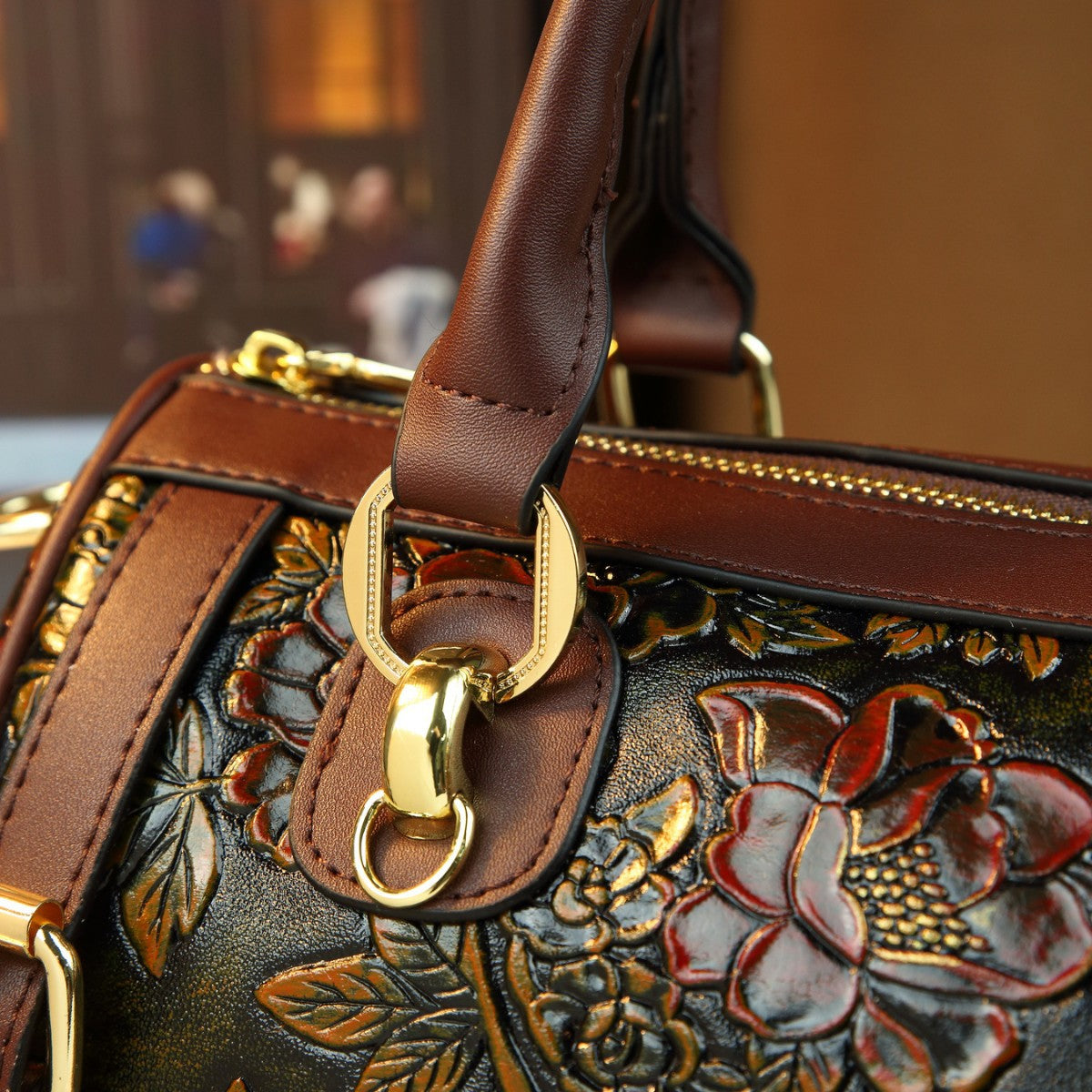 Vintage Floral Pillow Tote Bag for Women Large Capacity Shoulder Crossbody Handbag, Light Luxury Mom Purse with Elegant Floral Design
