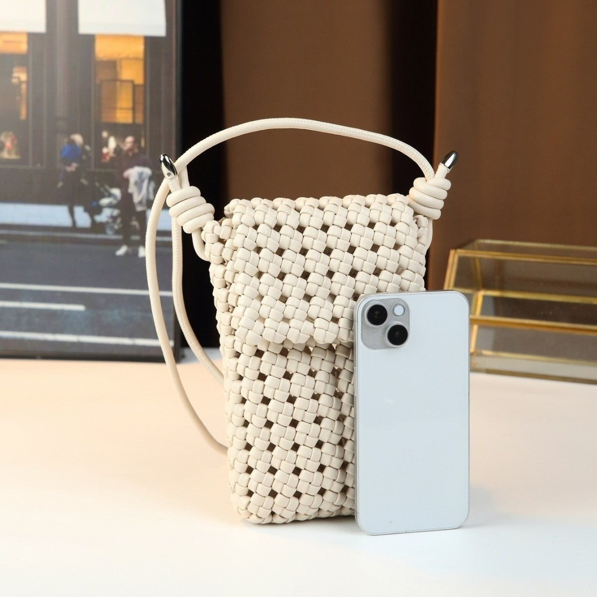 Handwoven Hollow Phone Bag for Women Niche Shoulder Crossbody Mini Purse, Fashionable Small Bag with Artisan Woven Texture