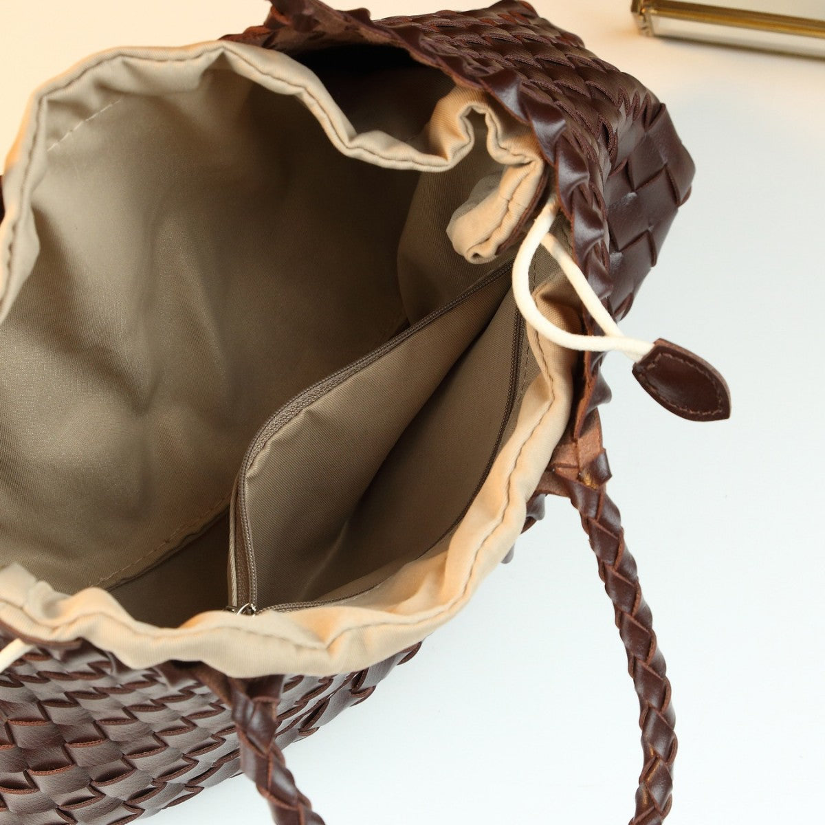 Handwoven Shell Basket Bag for Women Light Luxury Shoulder Handbag, Large Capacity Vintage Casual Purse with Artisan Woven Texture