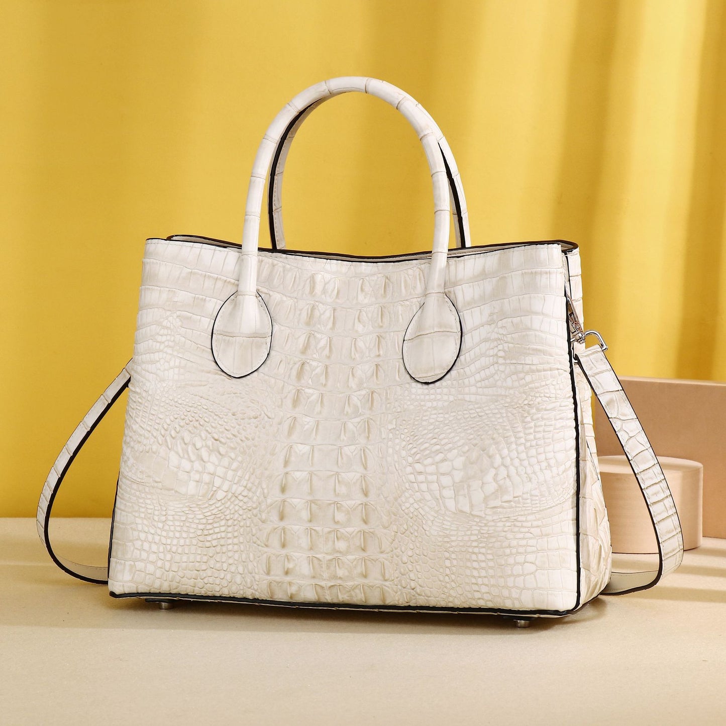 New Arrival Croc-Effect Large Capacity Garden Tote Bag for Women, A Versatile Top-Handle Handbag with Classic Design