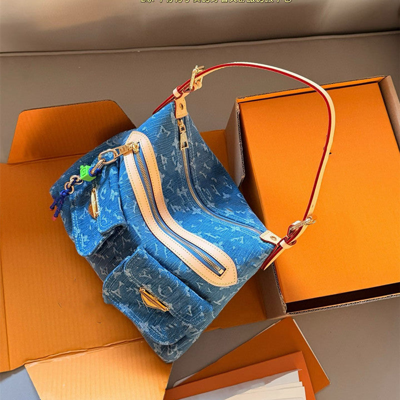 Denim Manhattan Travel Tote Bag for Women Large Capacity Shoulder Messenger Underarm Handbag, Baggy Style Purse with Casual Denim Design