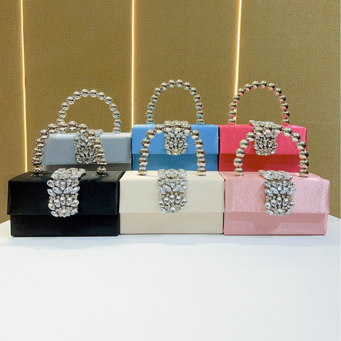 Chic French-Style Sparkly Rhinestone Box Clutch for Women, A Luxurious Silk Satin Small Square Bag with Elegant Pearl Accents & Removable Crossbody Strap, Perfect for Banquets Weddings & Formal Evening Events