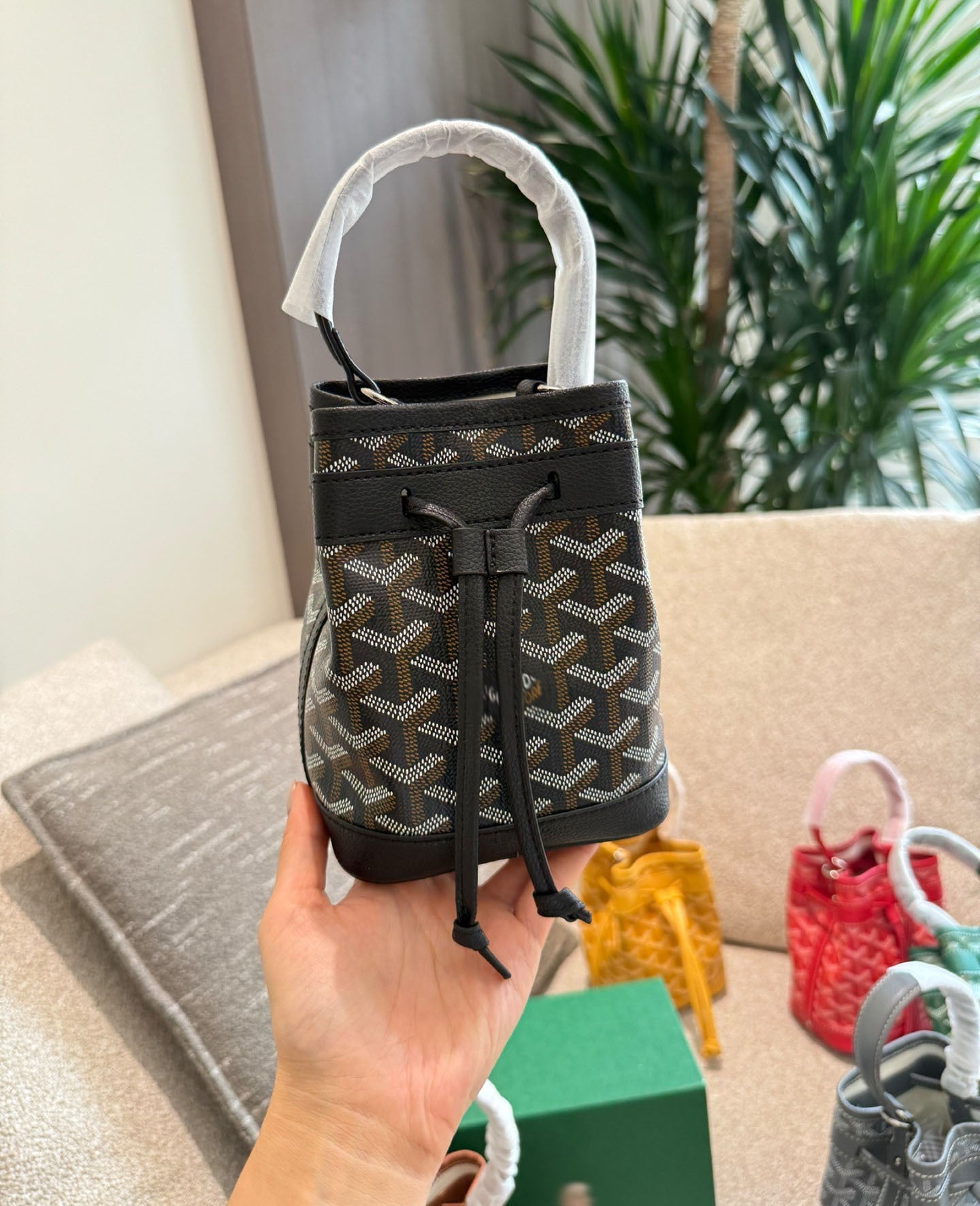 Gaodeya PETIT FLOT Mini Bucket Bag, Dog Tooth Pattern Custom, High-End Light Luxury New Ins Style