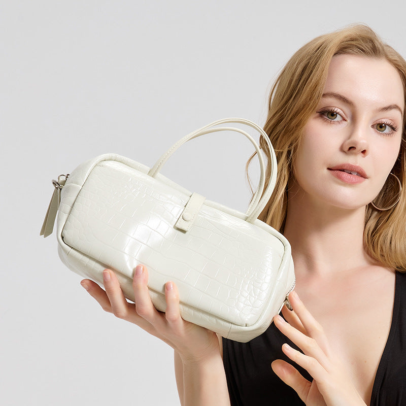 New Arrival Croc-Effect Toast Bag for Women, A Vintage Elegant Shoulder Handbag with Premium Sophisticated Design, Perfect Everyday Purse