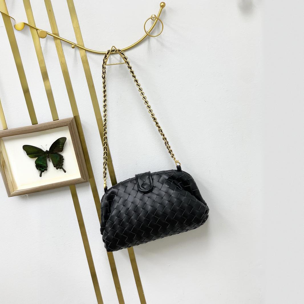 Genuine Leather Woven Cloud Bag with Clip Design, New Versatile Large Capacity Shoulder Crossbody Top Handle Underarm Purse, Light Luxury Handbag for Ladies