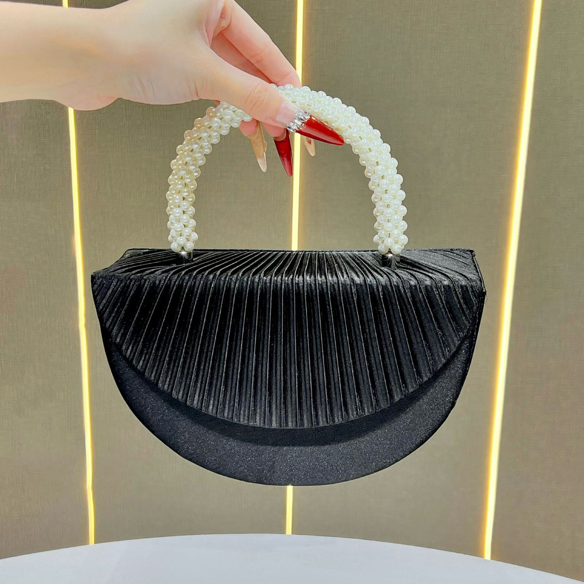 Women's Pleated Wedding Evening Bag, Elegant Top-Handle Purse for Birthday Banquet Formal Dress, Glamorous Party Clutch for Special Occasions