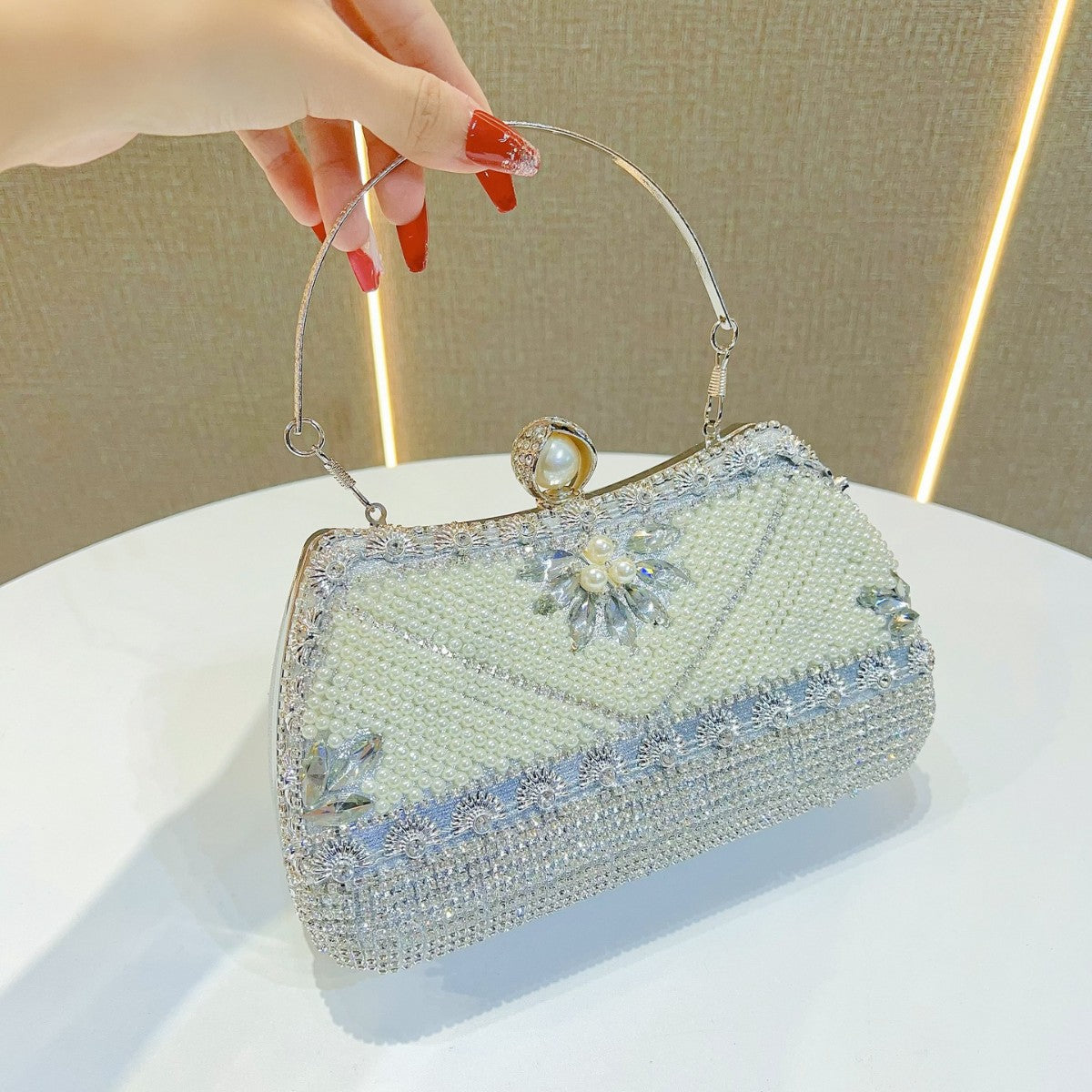 Elegant Rhinestone Tassel Evening Bag for Women, A Chanel-Style Pearl Embellished Crossbody Shoulder Handbag Perfect for Birthday Weddings Banquets & Special Occasions