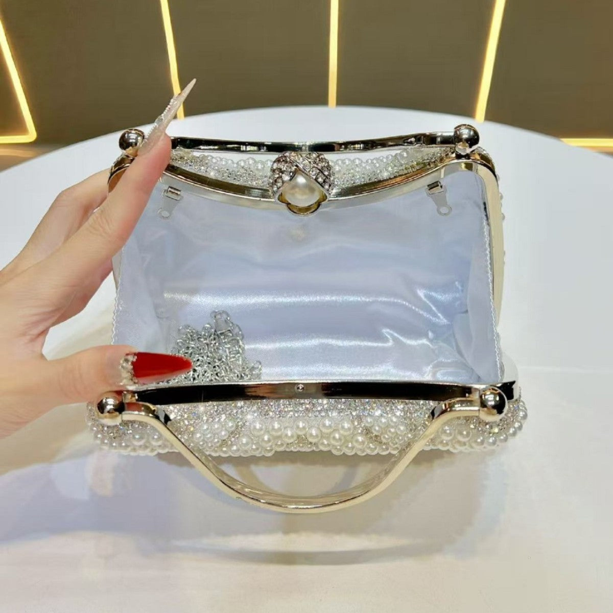 Elegant Pearl & Rhinestone Embellished Evening Bag for Women, A Light Luxury Chain Top-Handle Handbag with Exquisite Glamorous Design, Perfect for Banquets & Special Occasions