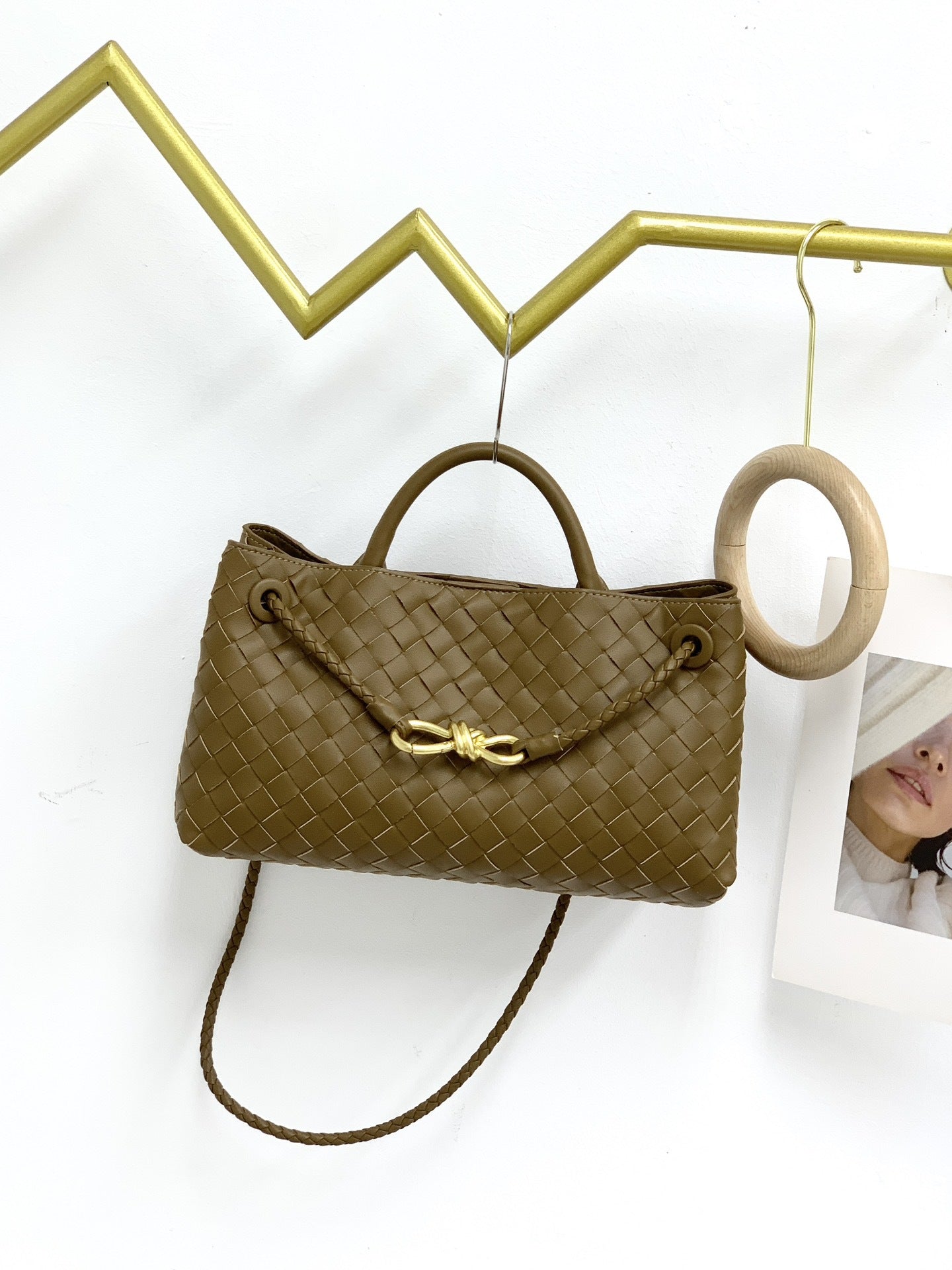 Genuine Leather Horizontal Woven Bag for Women, New Spring Summer Commute Shoulder Crossbody Top Handle Purse with Metal Rope Buckle, Trendy Handbag for Ladies