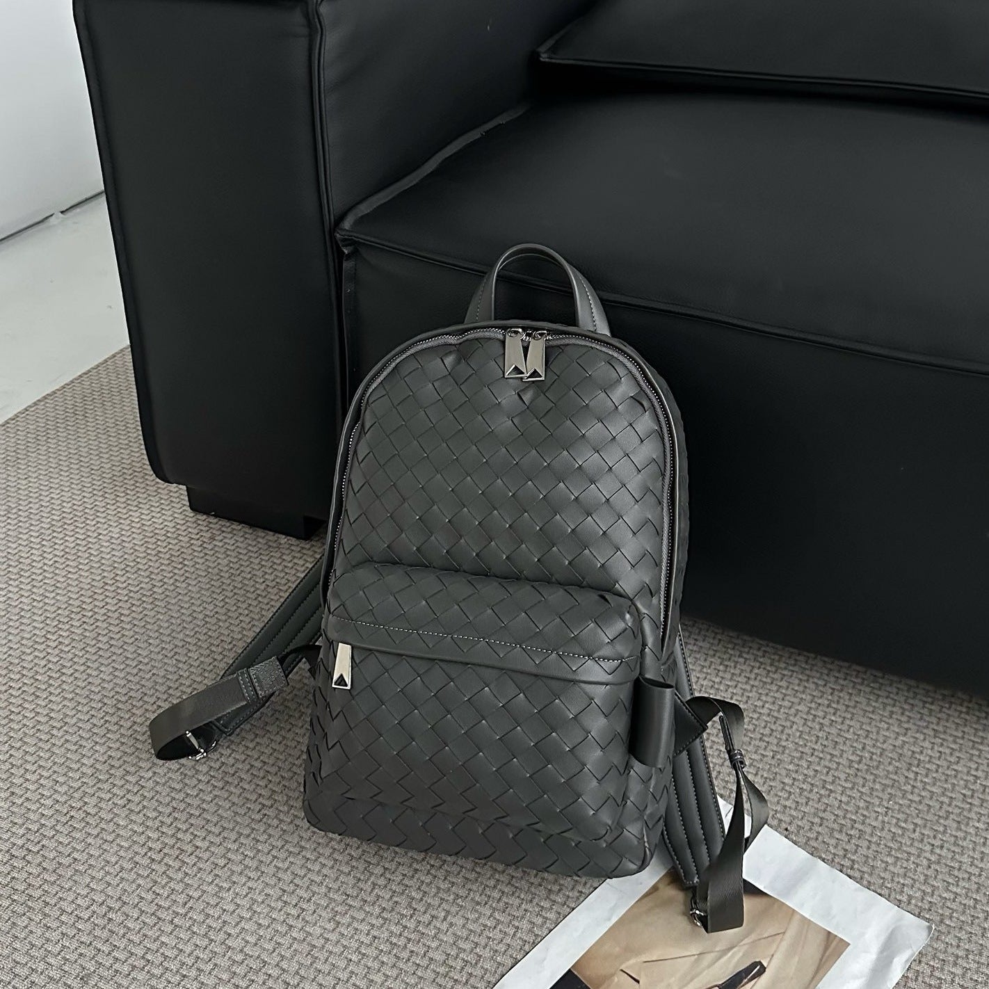 Woven backpack, first layer cowhide leather, business travel commuting large-capacity computer bag, high-end sense, the same travel bag for men and women
