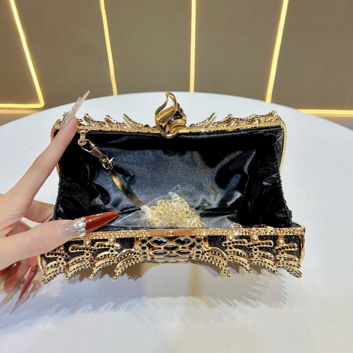Women's Rhinestone-Embellished Evening Clutch, Full Crystal Banquet Top-Handle Crossbody Bag for Formal Dress, New Fashion Purse