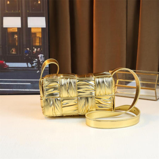 Checkered Pleated Woven Bag for Women High-Quality Large Capacity Shoulder Crossbody Handbag, Versatile Purse with Textured Checkered Design