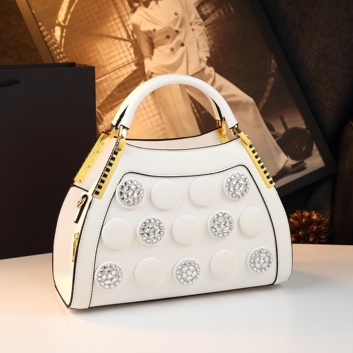 Chic Rhinestone-Embellished Genuine Leather Handbag for Women, An Elegant Banquet Purse with Stylish Design, Perfect for Middle-Aged Moms & Special Occasions