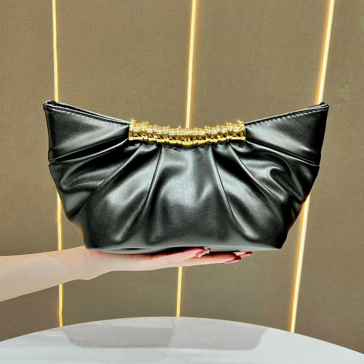 New Arrival Pleated Evening Clutch for Women, Minimalist Versatile Crossbody Purse with Elegant Pearl Accents, A Sophisticated Handbag for Wedding Banquet & Party