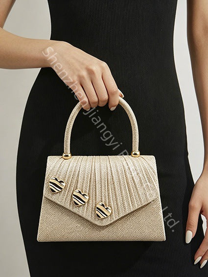 Pleated Evening Clutch for Women, New Niche Designer Heart Buckle Top Handle Purse, Versatile Wedding Gown Handbag for Ladies