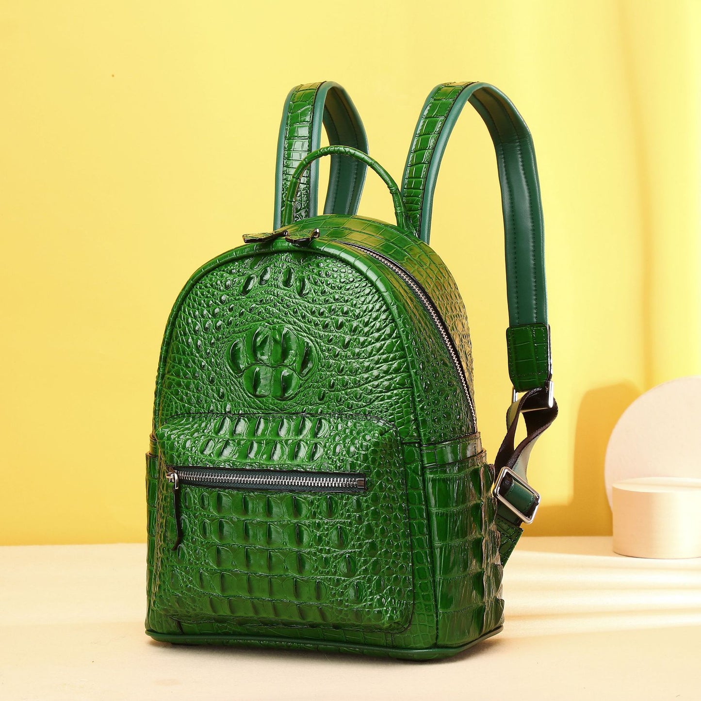 New Arrival Croc-Effect Large Capacity Backpack for Women, A Versatile Outdoor Travel Daypack Perfect for Girls & Everyday Use