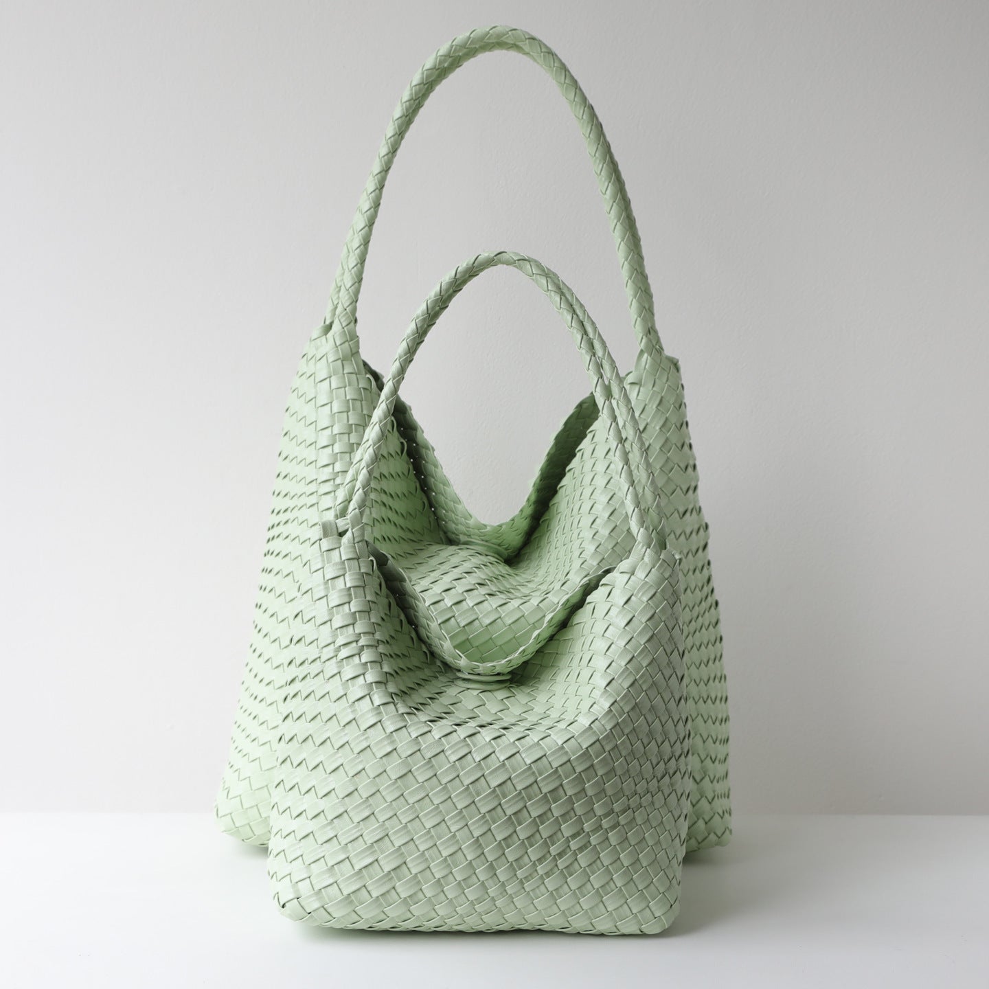 Handwoven Leather Tote Bag for Women Spring Summer Minimalist Large Capacity Shoulder Handbag, Soft Premium Purse with Artisan Craftsmanship