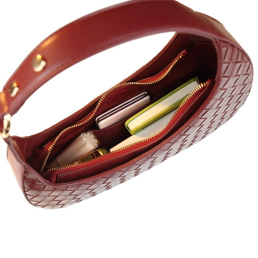 New Arrival Korean Style Woven Underarm Bag for Women, A Unique Crescent Shoulder Handbag with Versatile Fashionable Design