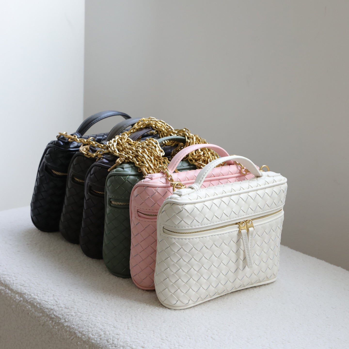Handwoven Mini Box Phone Bag for Women Chain Shoulder Crossbody Handbag, Premium Genuine Leather Purse with Versatile Style