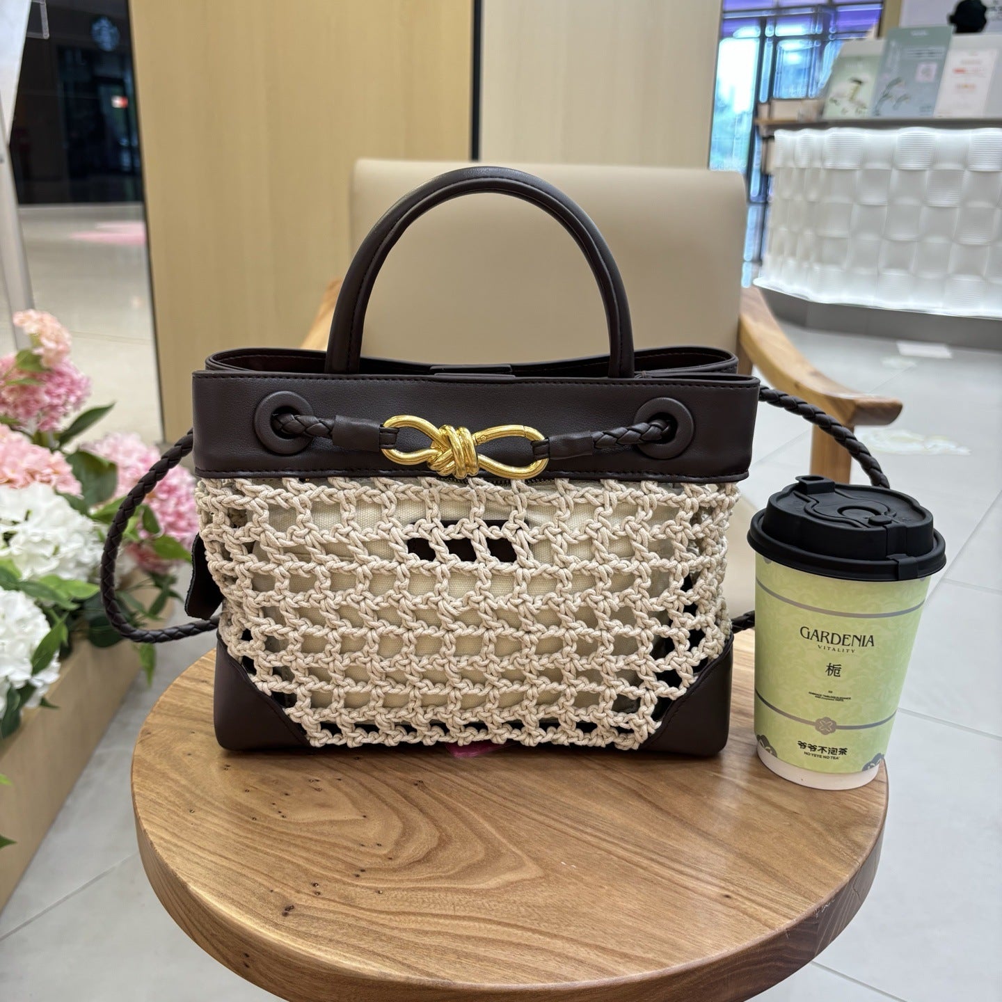 Genuine Leather Patchwork Tote Bag with Metal Butterfly Buckle, New Handwoven Cotton Rope Top Handle Mother-Child Bag, Trendy Handbag for Ladies