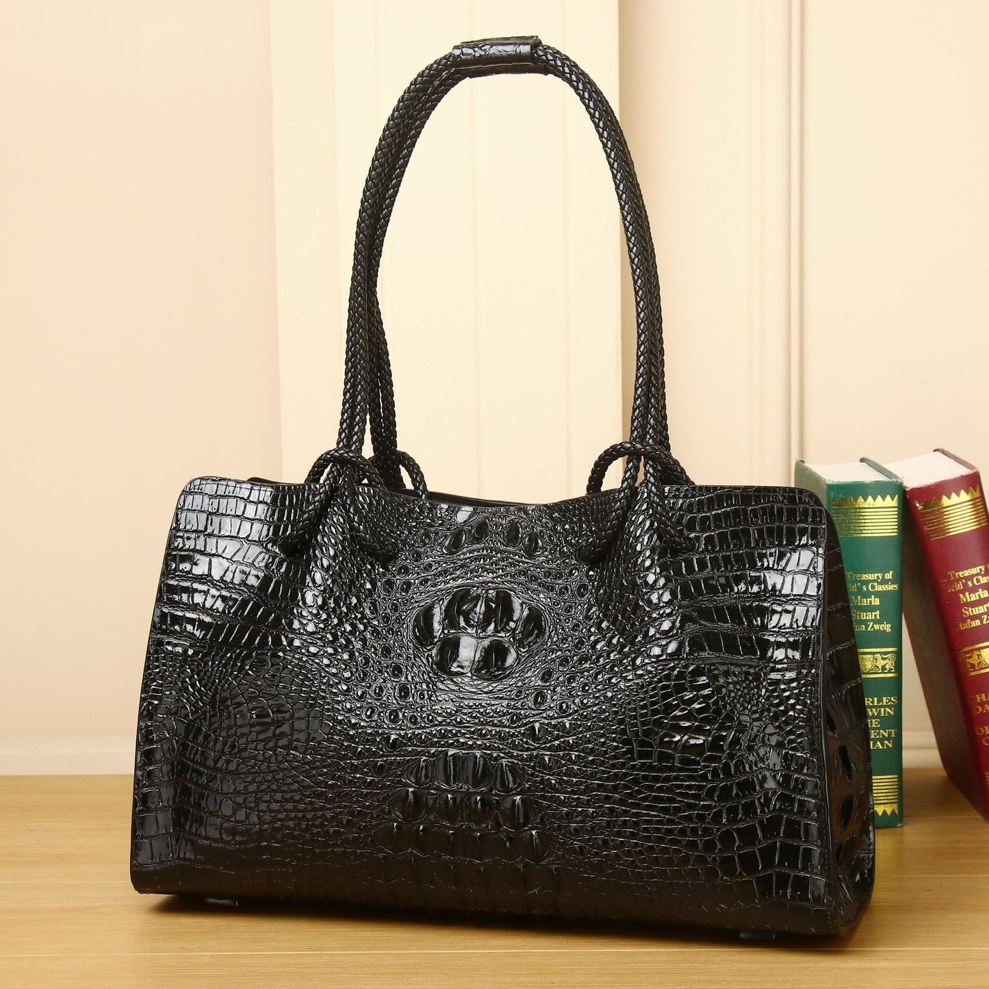 New Arrival Croc-Effect Large Capacity Tote Bag for Women, A Versatile Shoulder Crossbody Handbag with Fashionable Design, Perfect Everyday Purse
