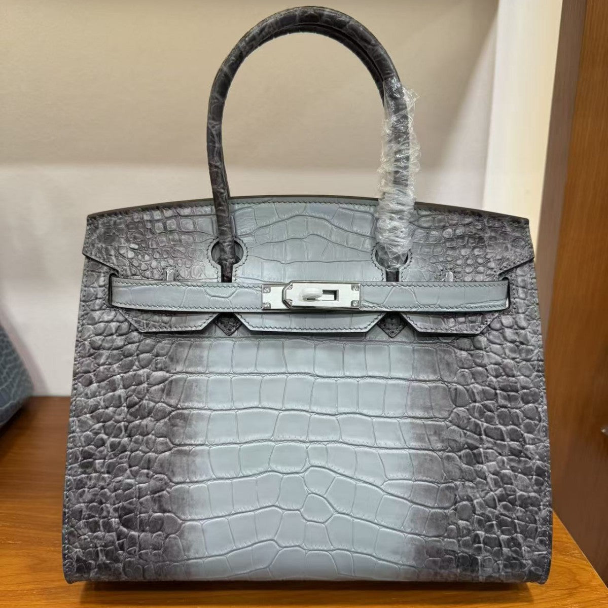 Women's Crocodile-Embossed Leather Birkin-Style Tote Bag 30cm, Hermès-Inspired Top-Handle Handbag with External Stitching, Genuine Top-Layer Cowhide Purse with Steel Hardware, Luxe Everyday Carryall Satchel