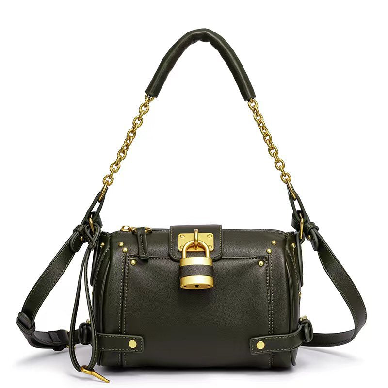 Y2K Style Lock Chain Tote Bag for Women Vintage Soft Leather Large Capacity Shoulder Crossbody Handbag with Trendy Hardware Accent