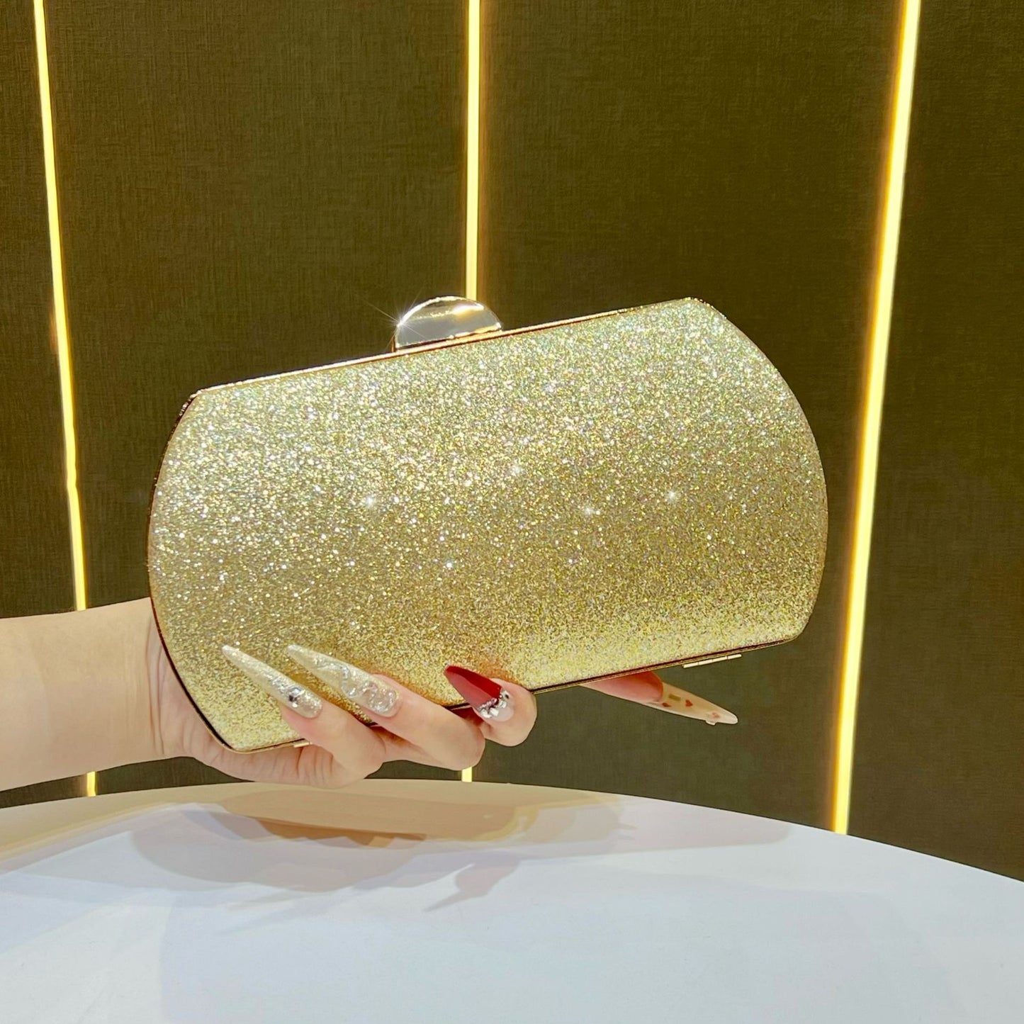 Elegant Rhinestone-Embellished Evening Clutch for Women, A Minimalist Sparkly Shoulder Crossbody Bag Perfect for Formal Dresses Banquets & Special Occasions