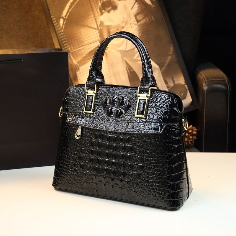 New Arrival Croc-Effect Genuine Leather Mom Bag for Women, A High-End Top-Handle Shoulder Handbag with Elegant Premium Design, Perfect for Middle-Aged Moms