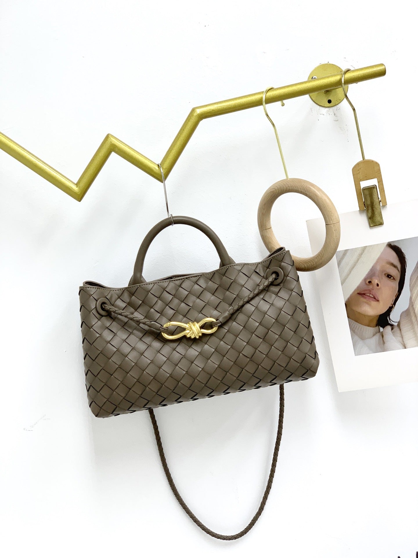 Genuine Leather Horizontal Woven Bag for Women, New Spring Summer Commute Shoulder Crossbody Top Handle Purse with Metal Rope Buckle, Trendy Handbag for Ladies