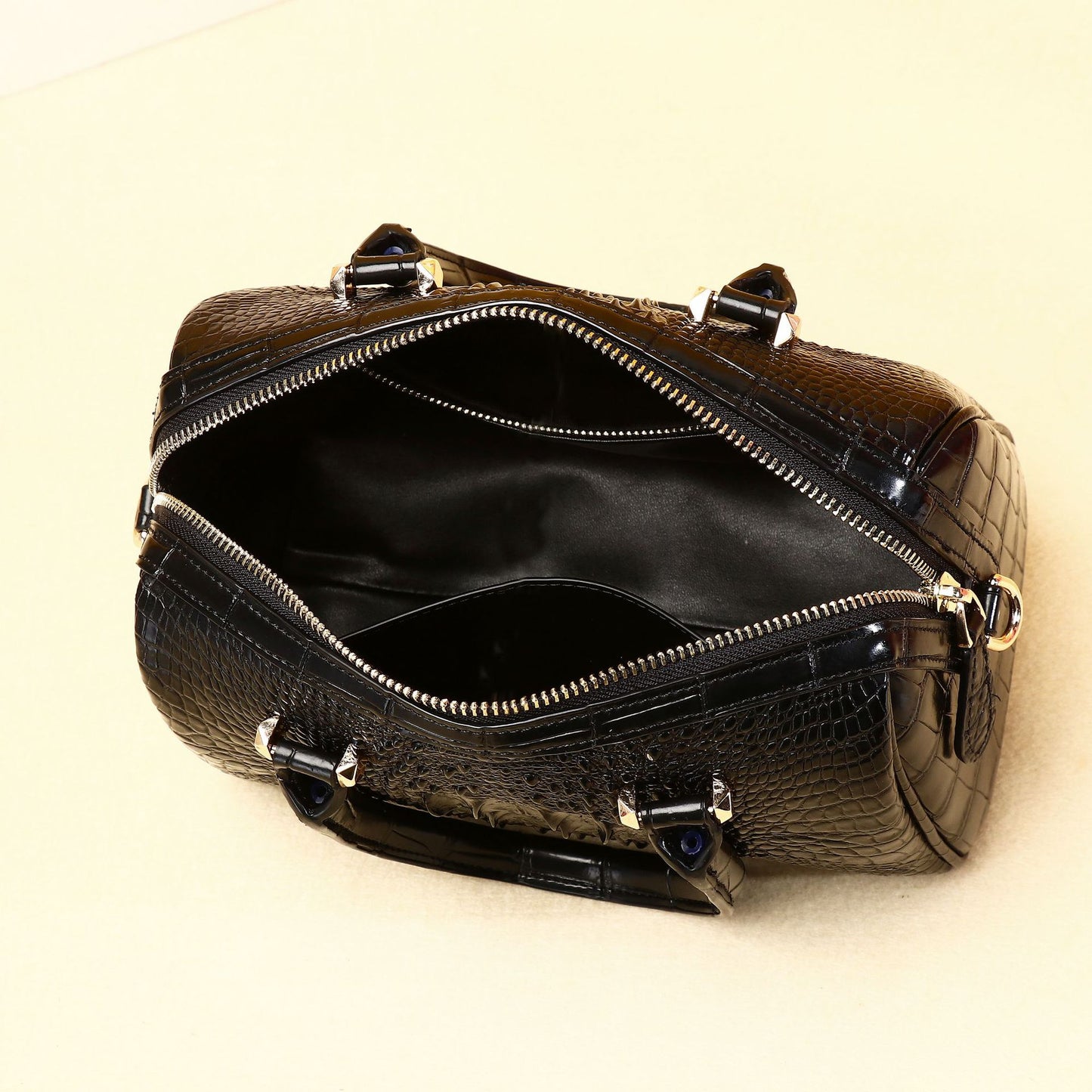 New Arrival Croc-Effect Classic Pillow Bag for Women, A Premium Top-Handle Crossbody Shoulder Handbag with Casual Fashionable Design