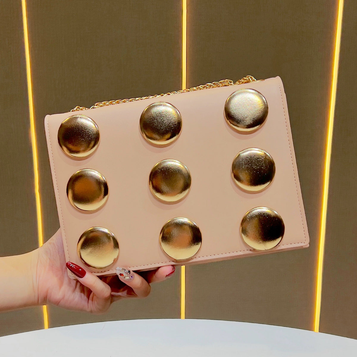 New Arrival Premium Evening Bag for Women, A Versatile Crossbody Commuter Handbag with Top Handle & Underarm Carry Style, Effortlessly Transitions from Work to Banquets