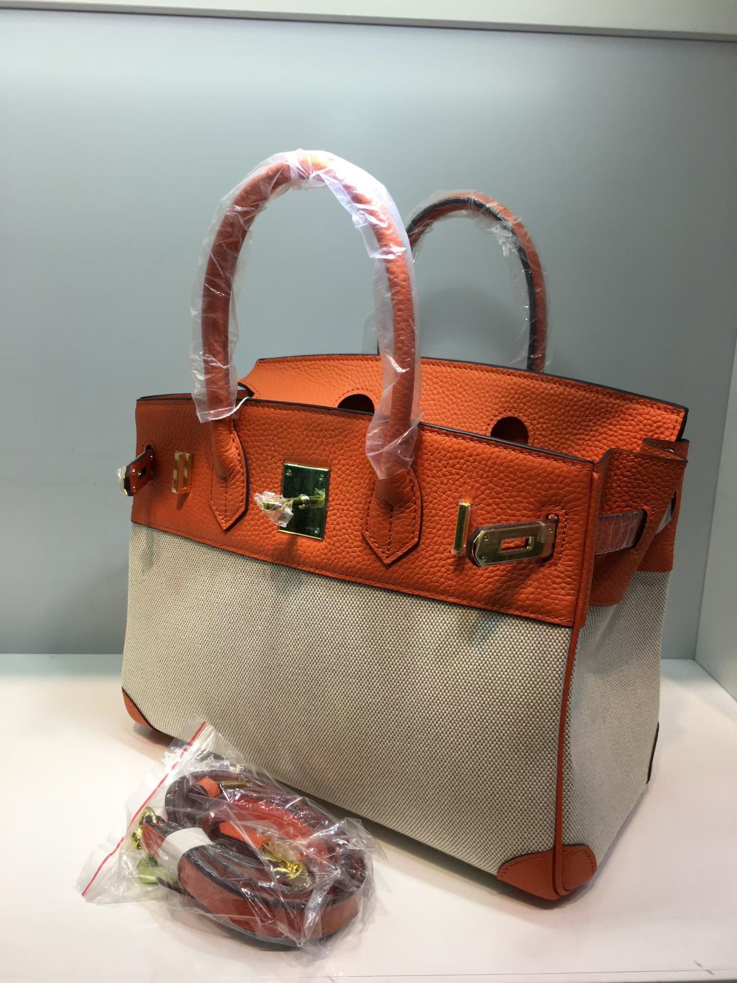 Luxurious Genuine Calfskin Leather Kelly & Birkin-Inspired Tote Bag for Women, Turn-Lock Top-Handle Handbag with Premium High-End Design, New Arrival