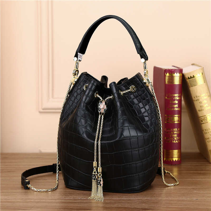 Crocodile Embossed Bucket Bag for Women Snake Head Shoulder Crossbody Handbag, Versatile Statement Purse with Luxurious Texture