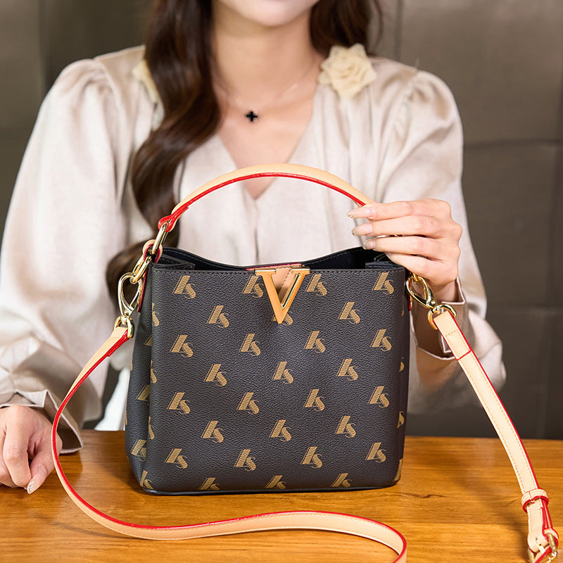 Premium Genuine Leather Bucket Bag for Women, Elegant Sophisticated Handbag with a Luxe Feel, A Thoughtful Valentine's Day Gift for Mom or Loved One