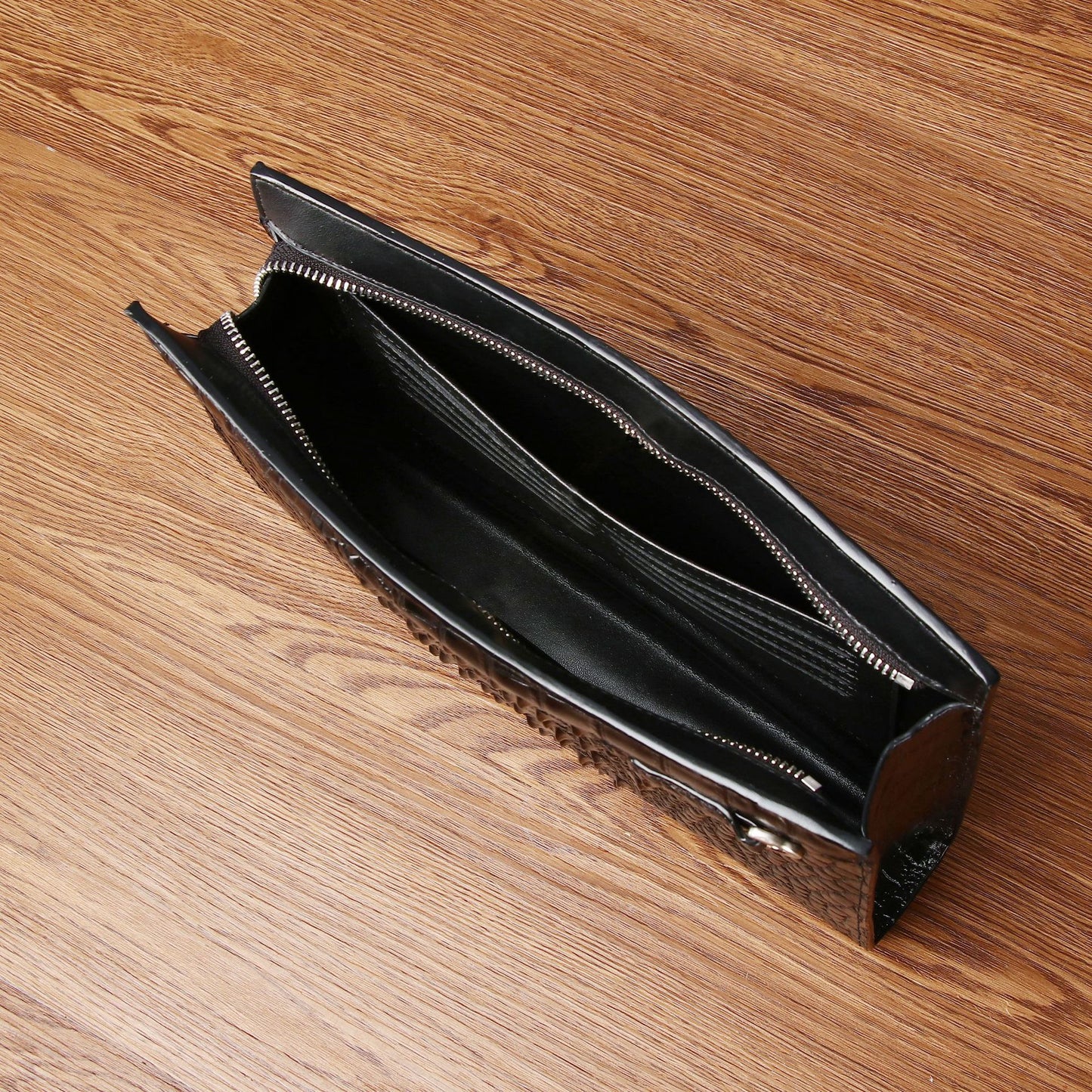 New Arrival Croc-Effect Large Clutch Bag for Men, A Multi-Functional Business Toiletry Organizer with High-End Classic Design, Perfect for Travel & Daily Use