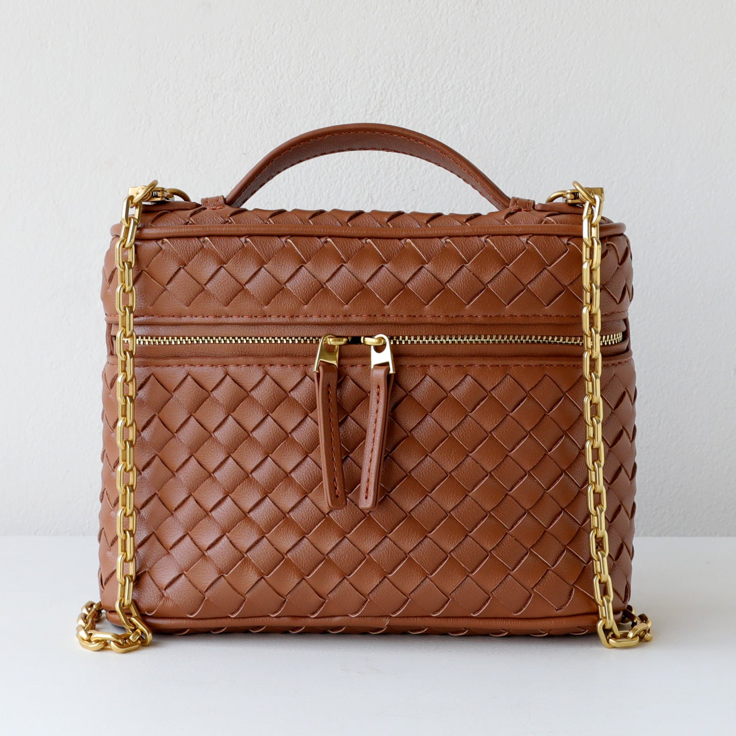 Handwoven Mini Box Phone Bag for Women Chain Shoulder Crossbody Handbag, Premium Genuine Leather Purse with Versatile Style