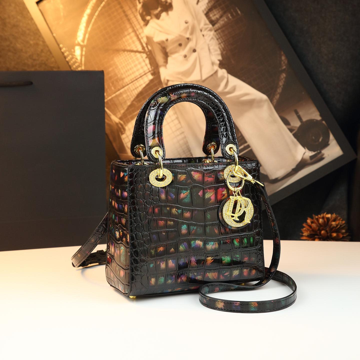 New Arrival Croc-Effect Lady-Inspired Small Square Bag for Women, A Genuine Leather Shoulder Crossbody Top-Handle Handbag with Premium Design