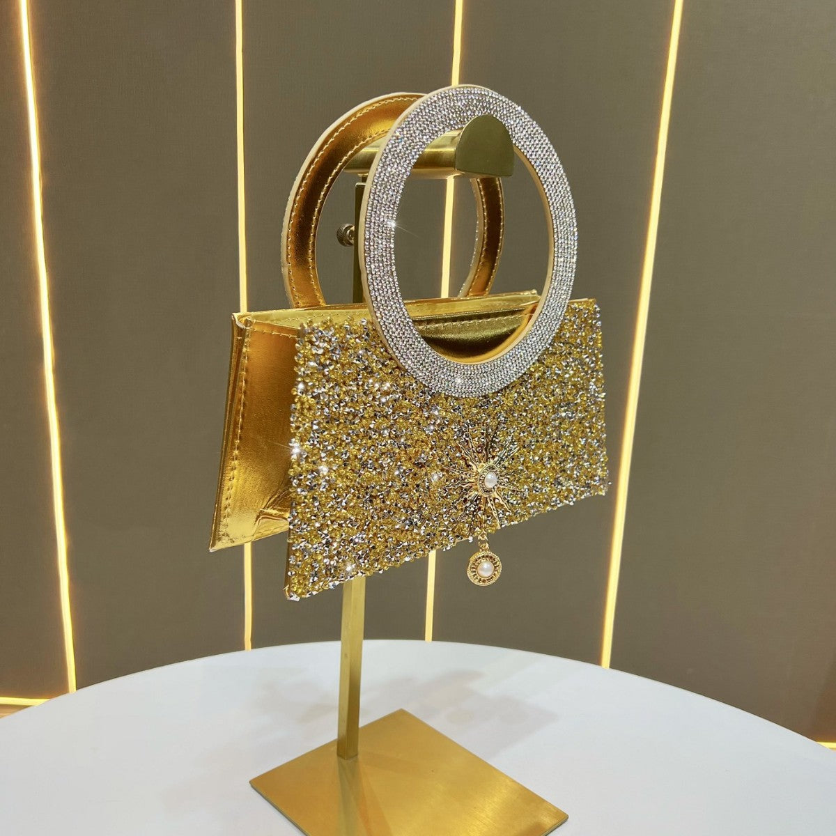 Dazzling Rhinestone-Embellished Evening Bag for Women, A Light Luxury Chain Crossbody Handbag with Premium Elegant Design, Perfect for Banquets Weddings & Formal Events