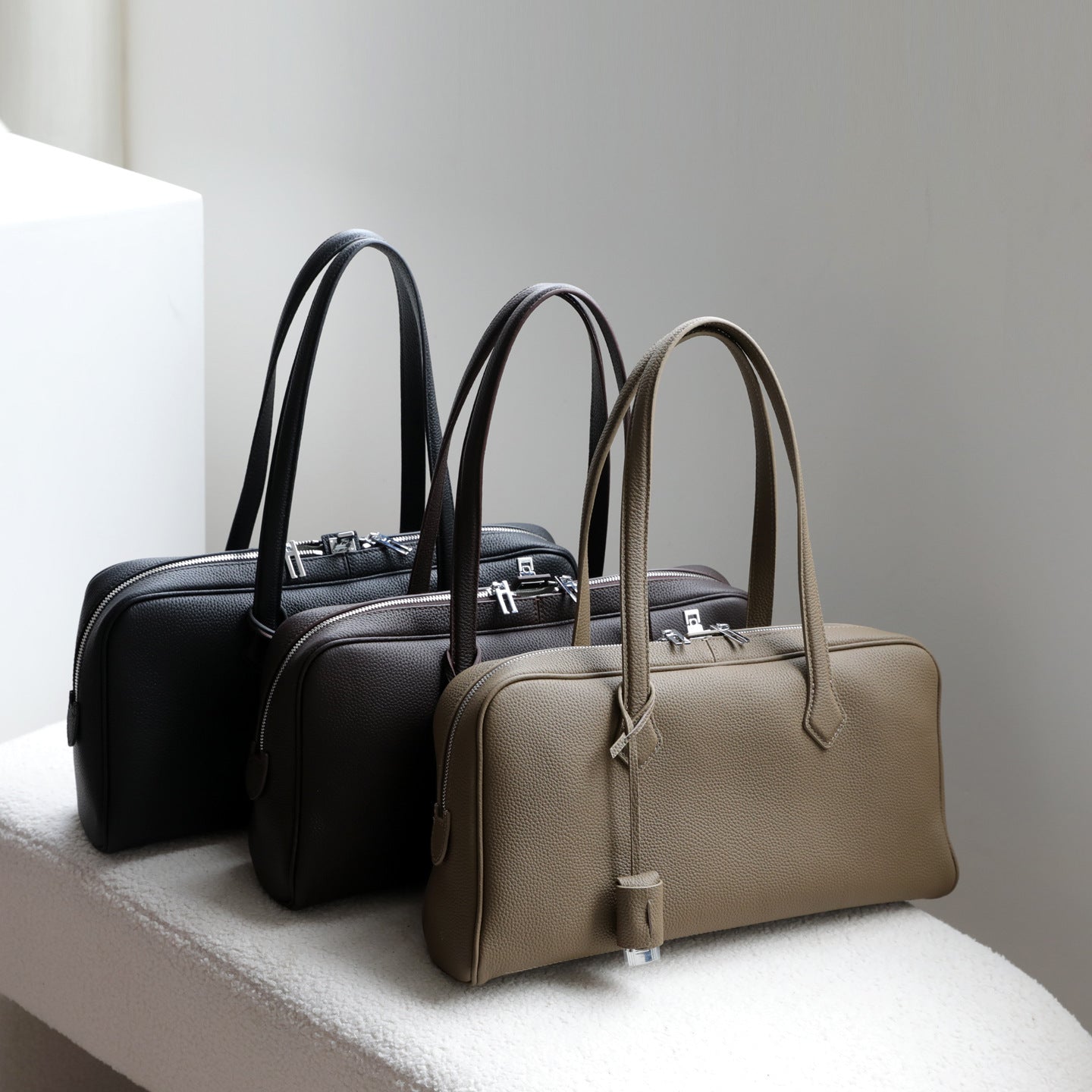 Togo Leather Tote Bag for Women Large Capacity Shoulder Handbag, Premium Commuter Purse with Versatile Everyday Style