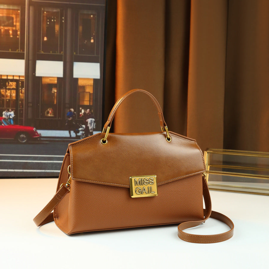 New Arrival Minimalist Large Capacity Boston Bag for Women, A Versatile Top-Handle Shoulder Crossbody Commuter Handbag for Spring/Fall