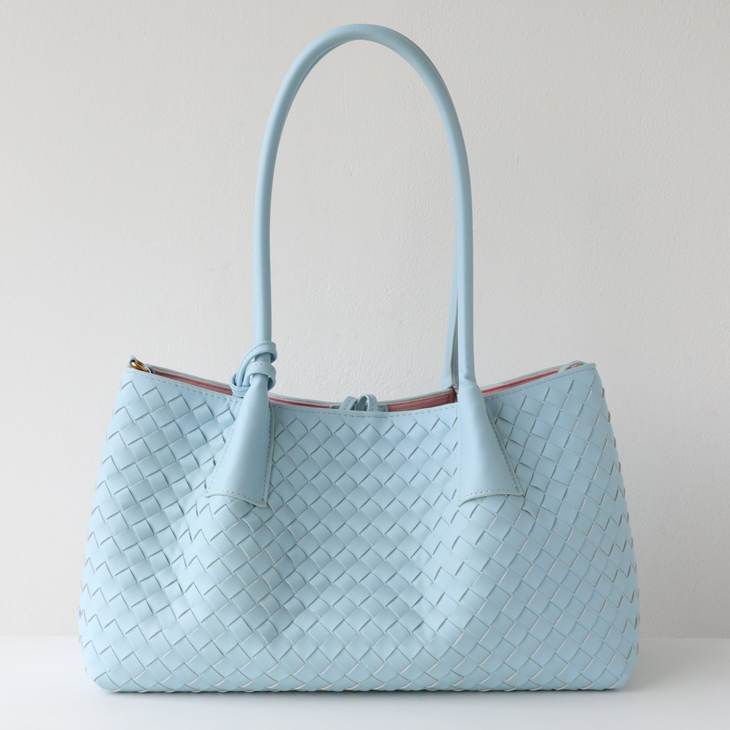 Genuine Leather Woven Underarm Bag for Women Large Capacity Commuter Shoulder Handbag, Niche Versatile Purse with Artisan Texture