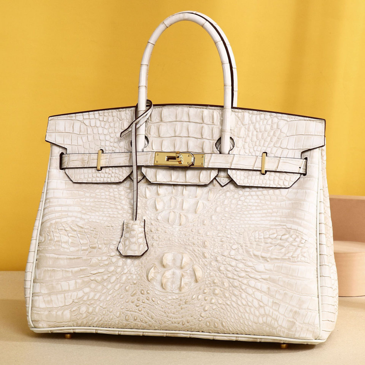 Elegant Croc-Embossed Birkin-Inspired Tote Bag for Women, Large Capacity Top-Handle Handbag with High-End Sophisticated Design, Versatile Purse for Banquets & Everyday Style